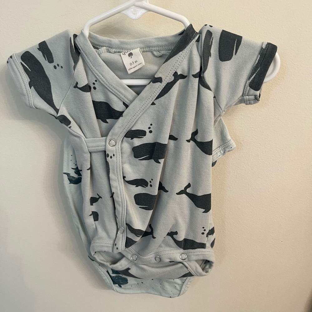 Kate Quinn Whales Bodysuit Set